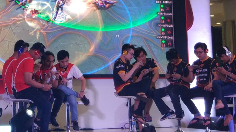 Final Dramatis, RRQ Nova Kalahkan Bigetron di Final OPPO F5 x AOV Tournament