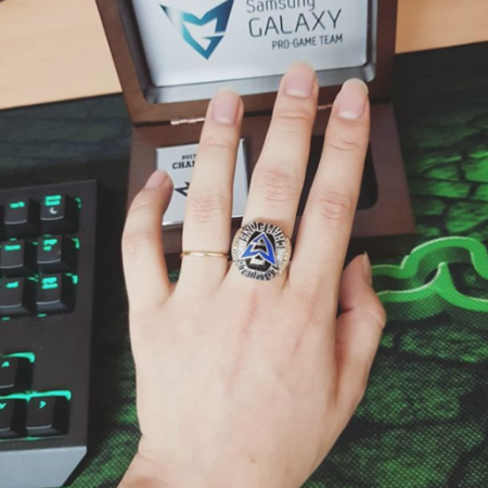 Cincin Kemenangan, Cenderamata Manis Penutup Samsung Galaxy Gaming